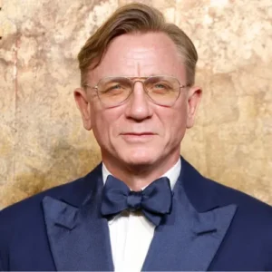 Daniel Craig