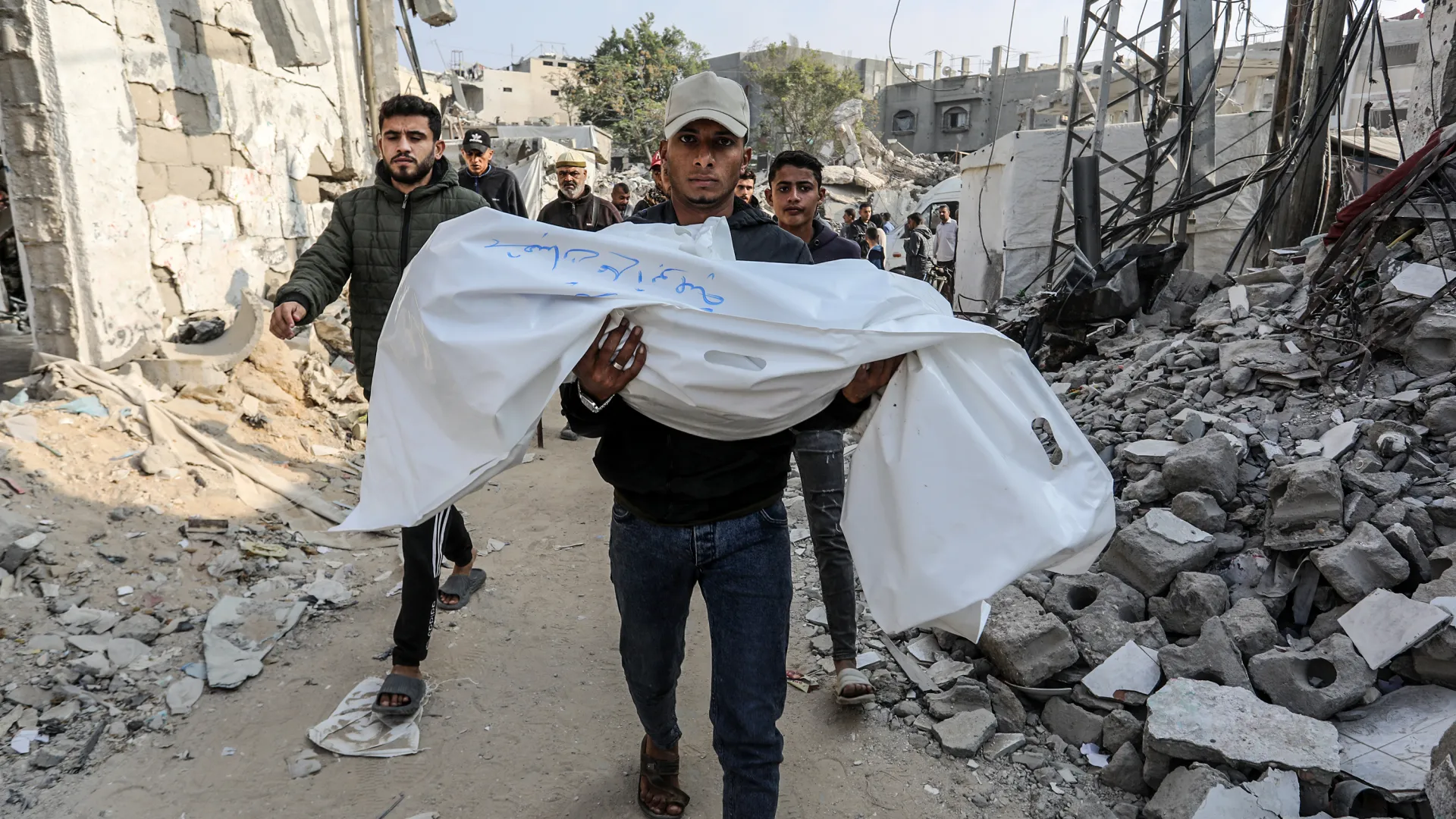 อิสราเอลถล่มกาซา